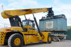 XCMG XCH80Empty container stacker