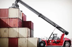 Kalmar DRG420-450SFrontal Crane