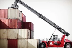 Kalmar DRF400-450CFrontal Crane