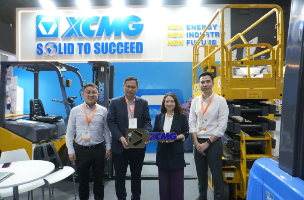 XCMG appears at two major logistics exhibitions in Southeast Asia